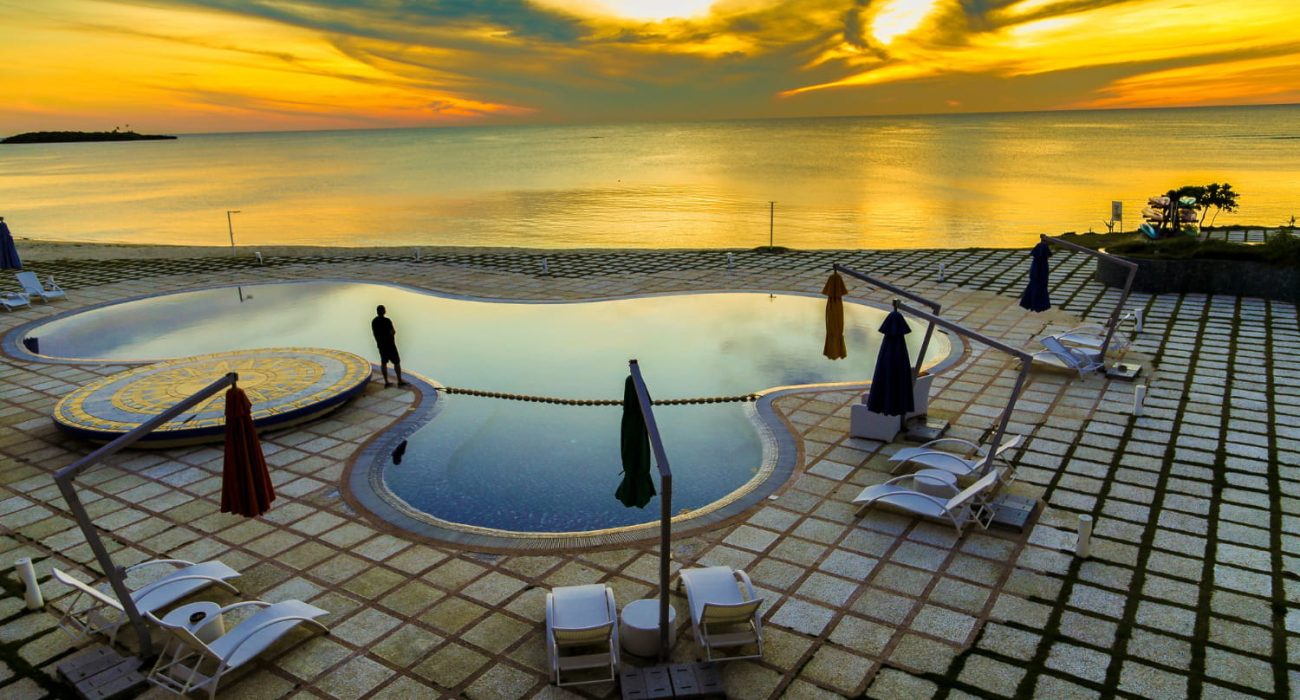 Ultimate Getaway in the South East With Authentic Island Charm