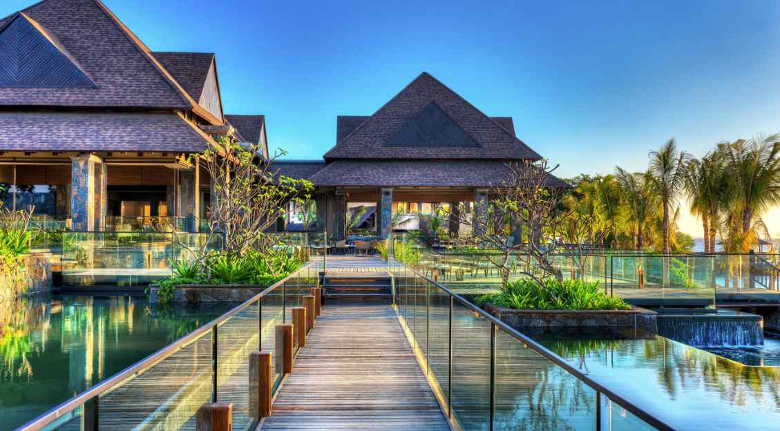 Experience Tropical Luxury at a 4 Star Resort Mauritius